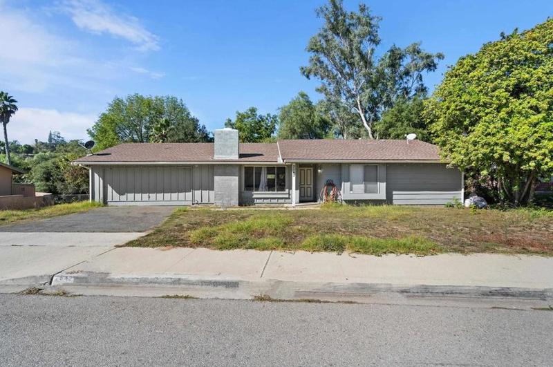 2543 Buena Rosa, Fallbrook, CA 92028 - MLS PTP2305404 for Sale