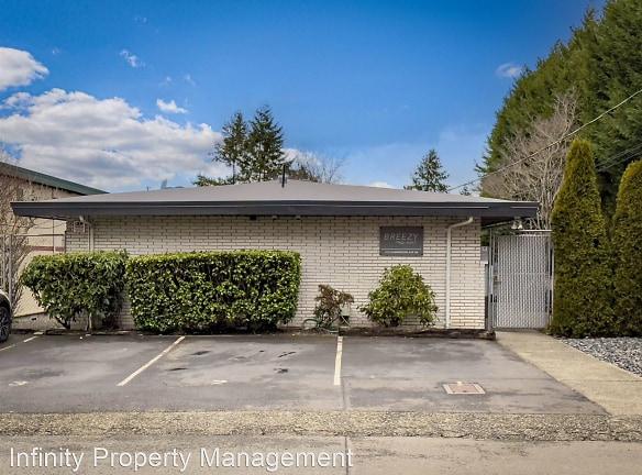 913 Harrington Ave NE - Renton, WA 98056 - Home For Rent
