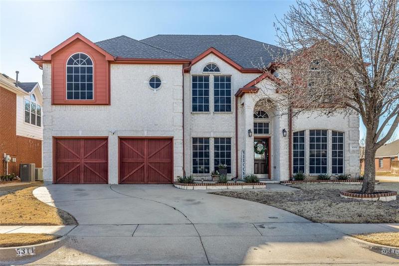 5311 River Lake Way, Grand Prairie, TX 75052 for Sale