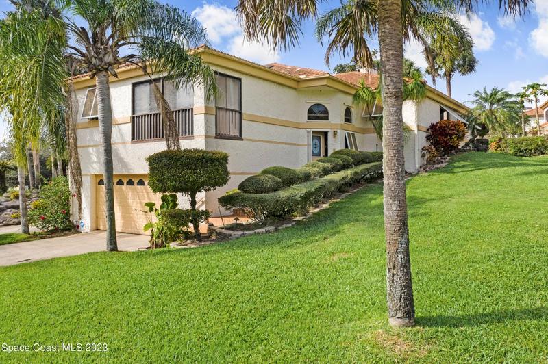 3787 Sawgrass Dr, Titusville, FL 32780  MLS# 982055 for Sale