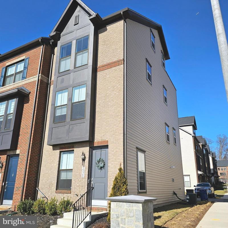2828 Dart Drive, Alexandria, VA 22306 for Rent