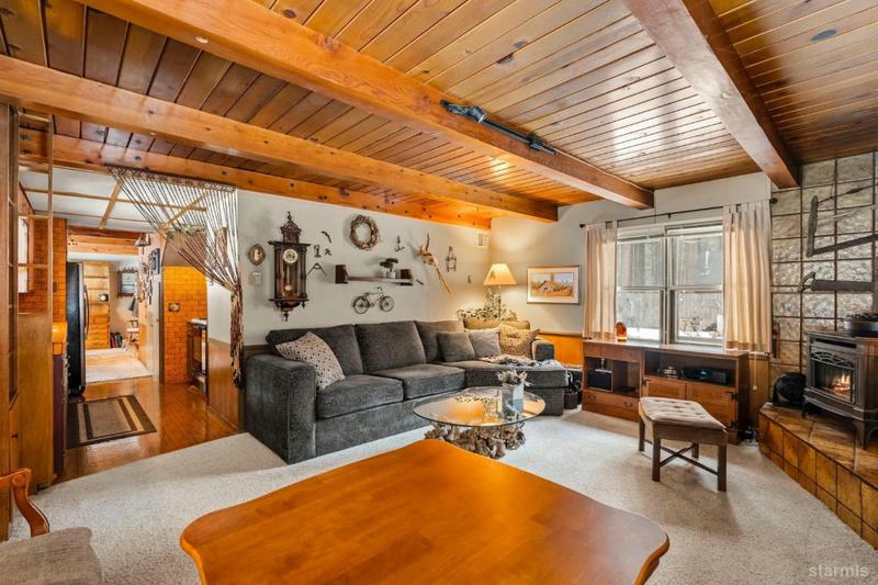 961 TROUT CREEK AVE, South Lake Tahoe, CA 96150 Single Family Residence For Sale  MLS# 139755