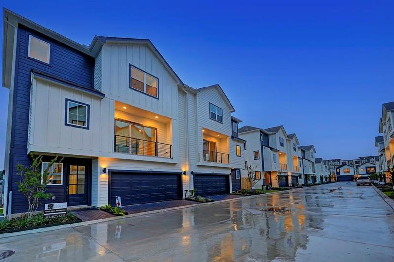 2208 Penny Derrick Lane, Houston, TX 77055 for Sale