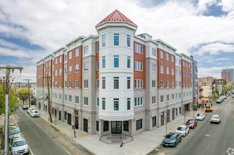 558 Market St #56, Newark, NJ 07105 - MLS 3859947 for Rent