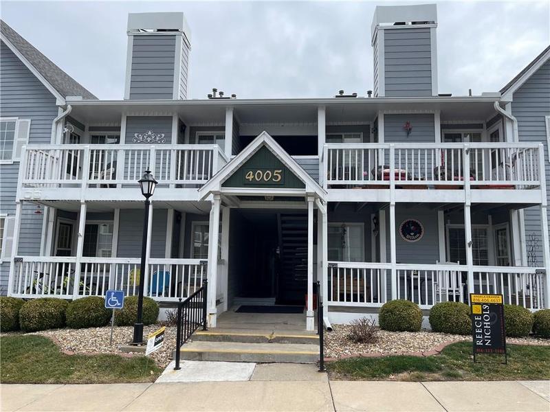 4005 South Crysler Avenue, Unit 8, Independence, MO 64055 for Sale