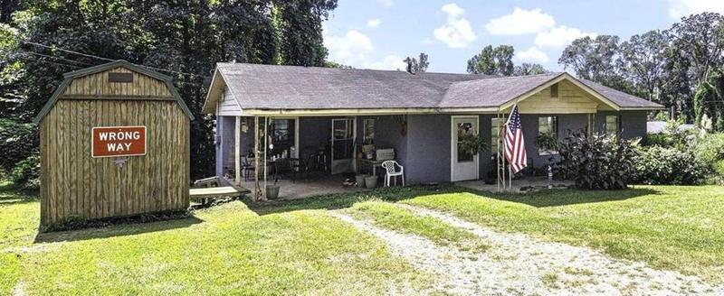 318 Pine Cir, Bowdon, GA 30108 - MLS 7273769 for Sale