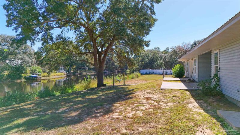 3146 Oakview Drive, Milton, FL 32583 for Sale