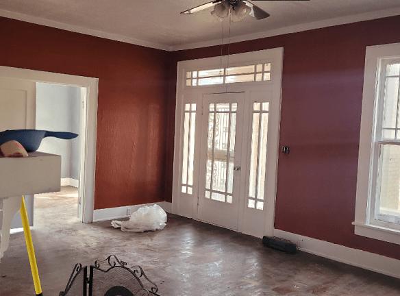 408 W Harding Ave unit A - Pine Bluff, AR 71601 - Home For Rent