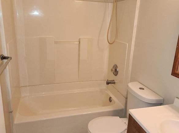 7702 Fredkert Ave - Baltimore, MD 21236 - Home For Rent