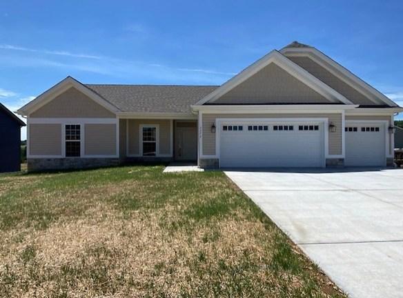 2272 Statten Dr - Washington, MO 63090 - Home For Rent