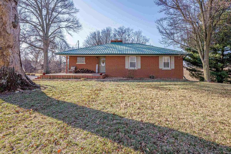 7111 UPTON RD, Mount Vernon, IN 47620 Single Family Residence For Sale  MLS# 202404279