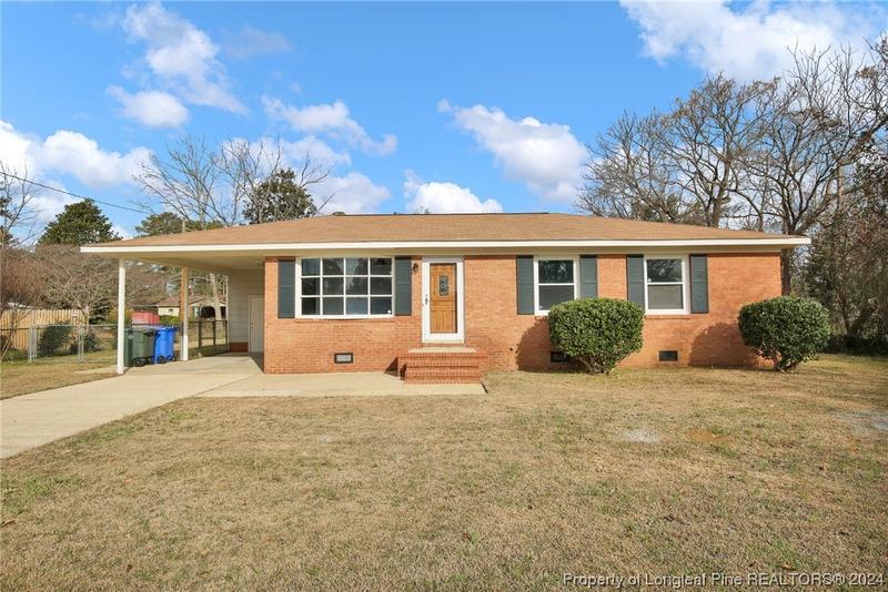 7520 Amberly Way Drive, Fayetteville, NC 28303 for Sale