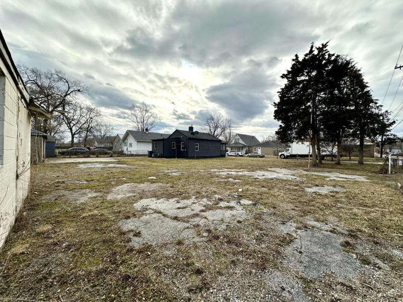 953 N LIVINGSTON AVE, Indianapolis, IN 46222 Land For Sale  MLS# 21964289