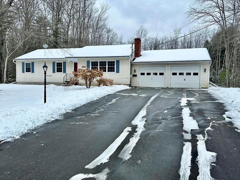 11 Corbett Ln, Winslow, ME 04901  MLS# 1581357 for Sale