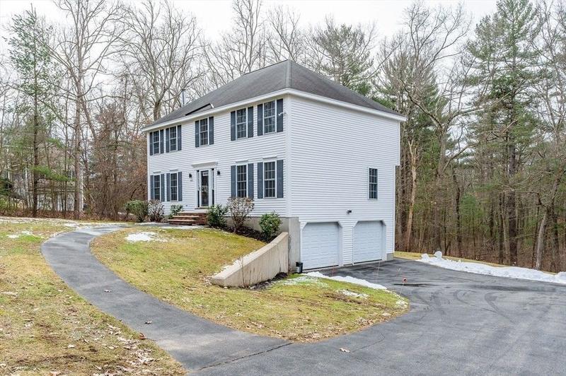Dracut, Middleinteraction County, MA House for sale Property ID: 418896750