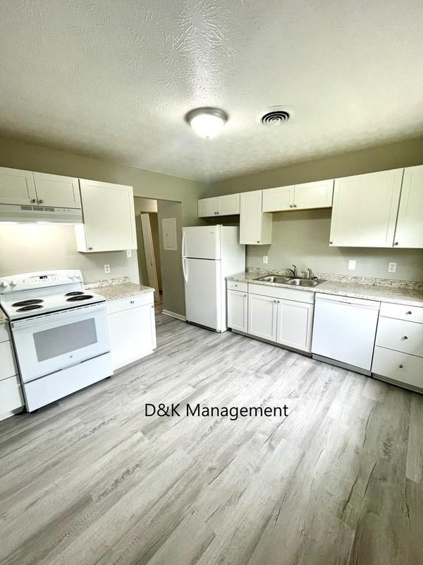 Knoxville, TN - Apartment - $1,200.00 Available May 2023  300 S David Ln for Sale