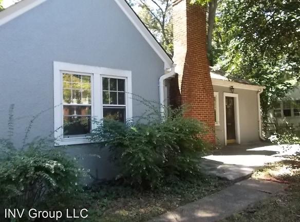 114 Cleveland Ave - Charlottesville, VA 22903 - Home For Rent
