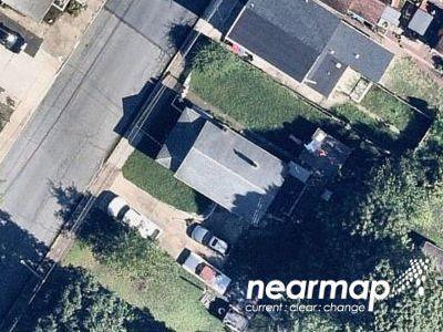 E Howard St for Sale