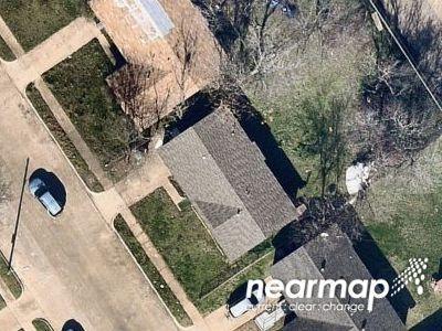 Leaning Oaks St for Sale