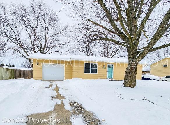 2103 Norwood Dr - Norwalk, IA 50211 - Home For Rent