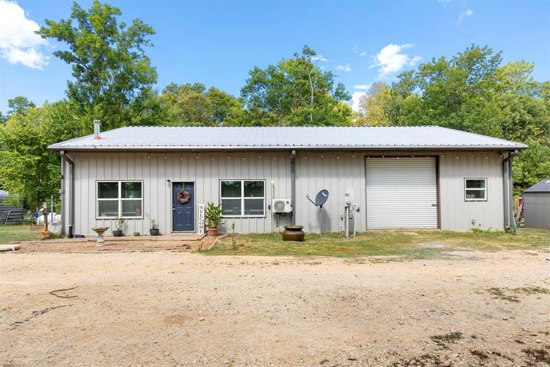 803 Thomas Castleberry Rd, Shepherd, TX 77371 for Sale