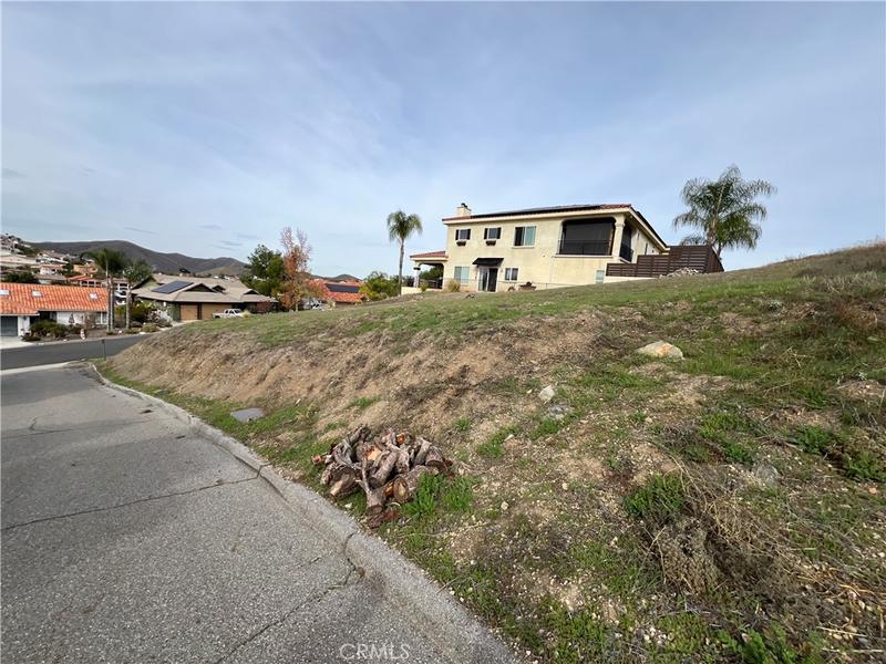 22922 Gold Rush Place, Canyon Lake, CA 92587 for Sale