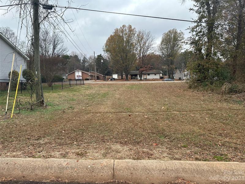 5615 Howard Street, Charlotte, NC 28269 for Sale
