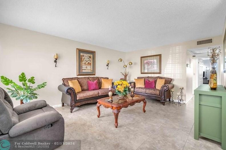 1116 Newport U #1116, Deerfield Beach, FL 33442 - MLS F10422803 for Sale