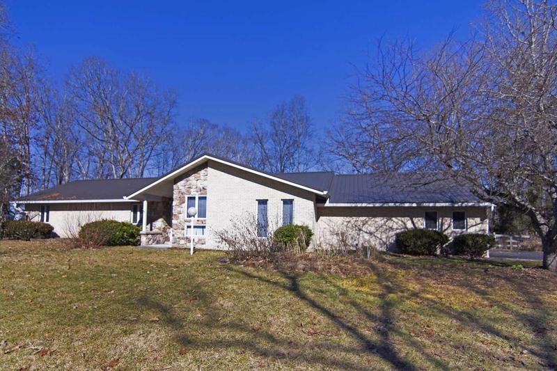 311 Francis Way, Lewisburg, WV 24901  623713626 for Sale