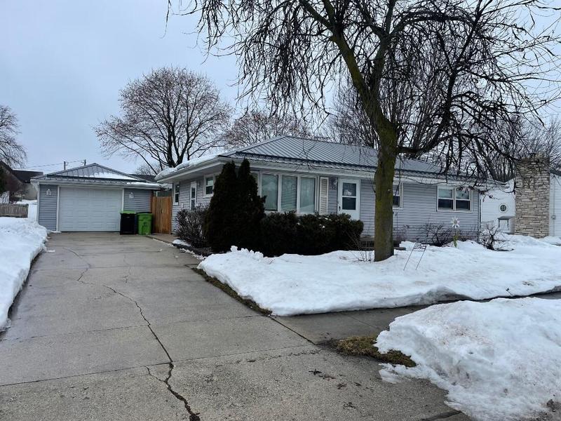 521 Water Street, Chilton, WI 53014 for Sale