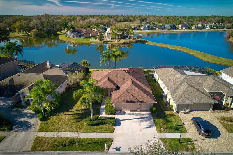 15822 Muirfield Drive, Odessa, FL 33556 for Sale