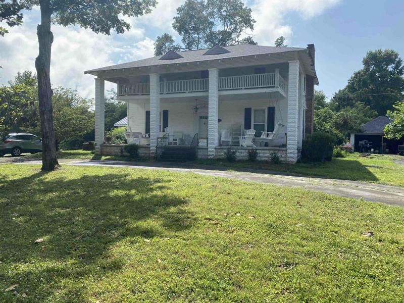 1158 HENSON DR, Florence, AL 35630 Single Family Residence For Sale  MLS# 514358