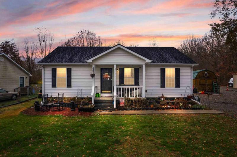 3375 WHITE OAK RD, Junction City, KY 40440 Single Family Residence For Sale  MLS# 23022870