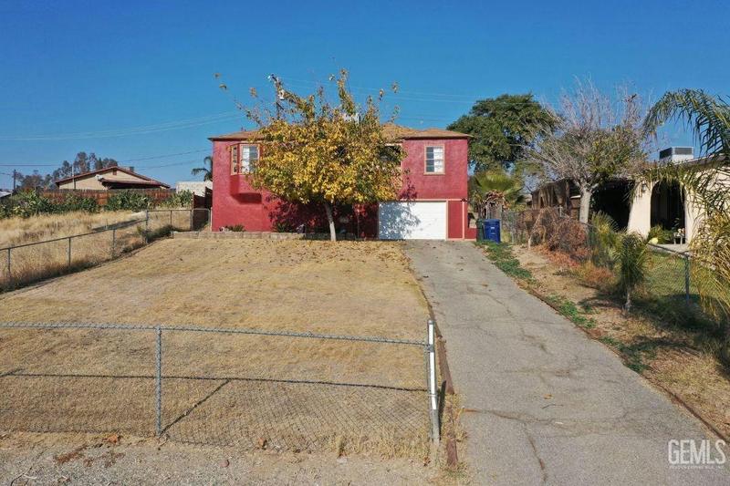 1520 BERNARD PL, Bakersfield, CA 93305 Single Family Residence For Sale  MLS# 202312253