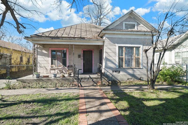 2315 S ZARZAMORA ST, San Antonio, TX 78207-8026 for Sale