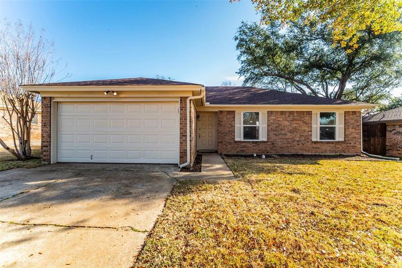 5909 Twin Willows Dr, Arlington, TX 76017 for Sale