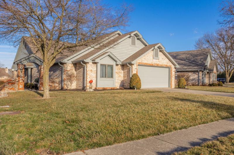 2412 Mimosa Ln, Anderson, IN 46011  MLS# 21963164 for Sale