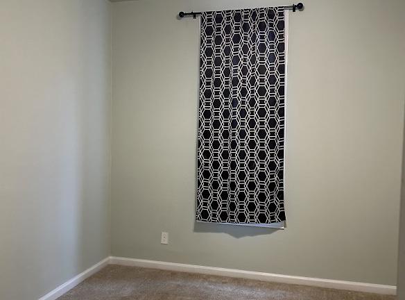 130 E San Antonio St - San Marcos, TX 78666 - Home For Rent