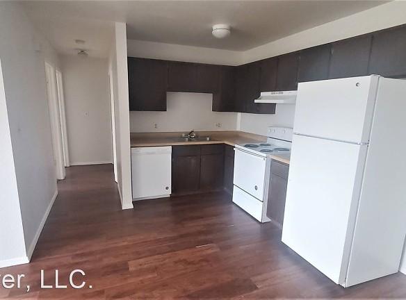 1317 E 12th St - Gillette, WY 82716 - Home For Rent