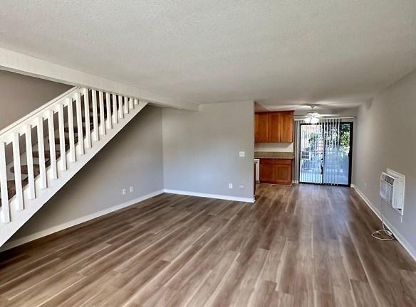 10741 Chestnut St - Los Alamitos, CA 90720 - Home For Rent