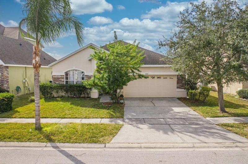 2844 Sand Arbor Cir, Orlando, FL 32824 - MLS S5098351 for Sale