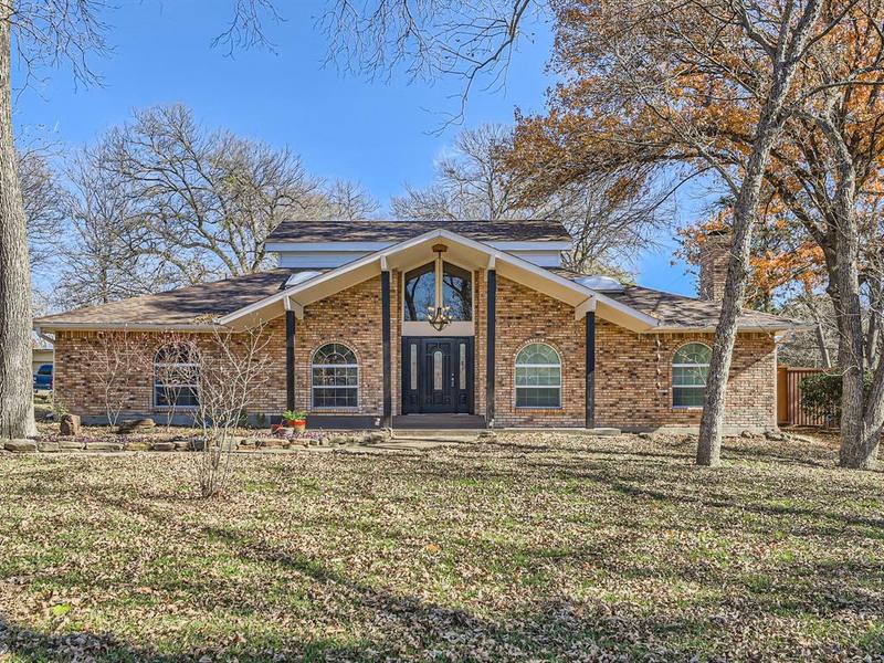 320 Shadowwood Trl, Ovilla, TX 75154 for Sale