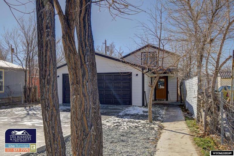 409 Benton Avenue, Mills, WY 82644  621983277 for Sale