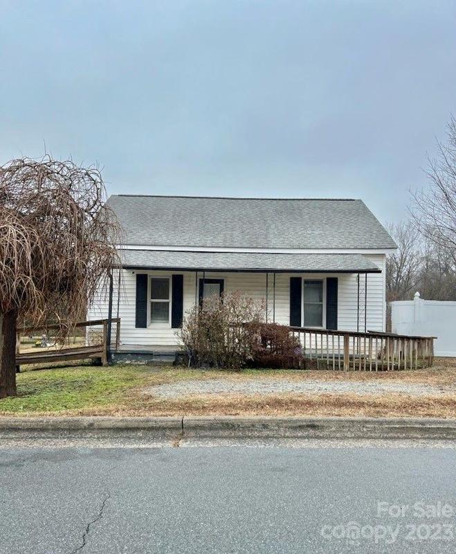 810 Grier Street, Lincolnton, NC 28092 for Sale