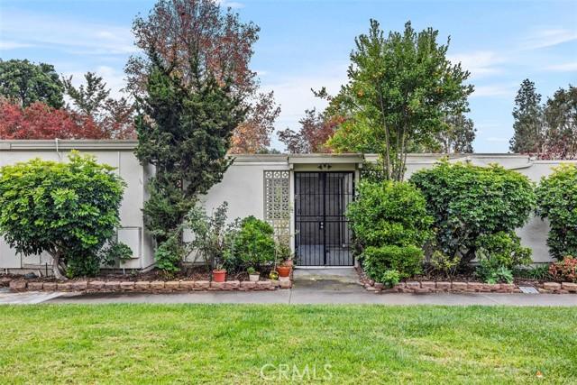 204 Avenida Majorca B, Laguna Woods CA 92637 for Sale