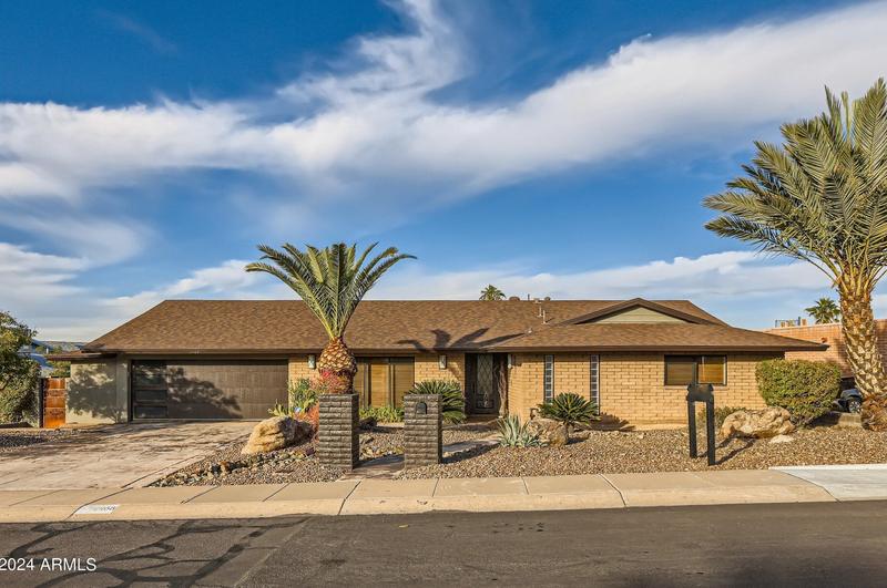 2468 E Claire Dr, Phoenix, AZ 85032 - MLS 6650242 for Sale