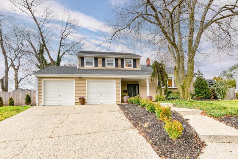 211 North Moetz Drive, Milltown, NJ 08850 for Sale
