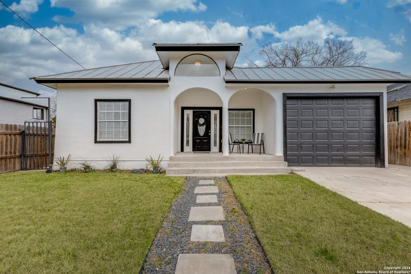 1425 East Crockett Street, San Antonio, TX 78202 for Sale