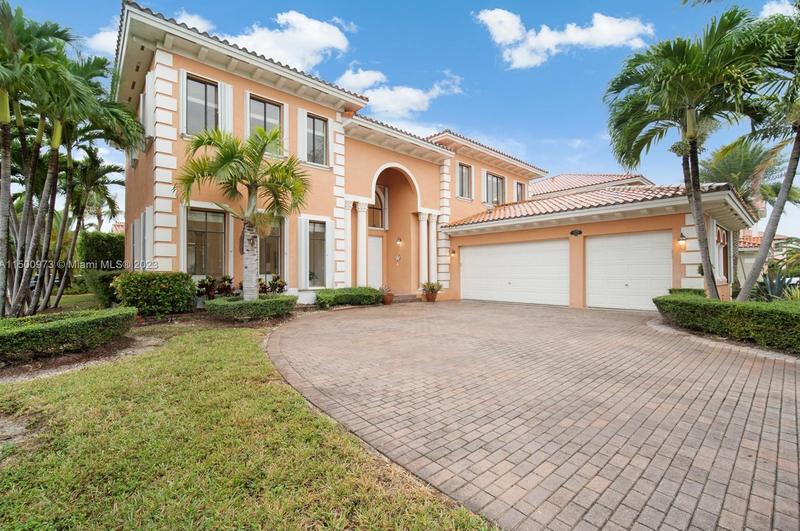 19528 SW 79th Ct, Cutler Bay, FL 33157 - MLS A11500973 for Sale