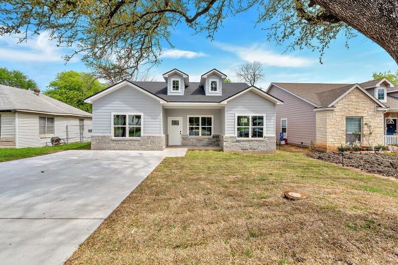 1704 S 26th Street, Waco, TX 76706 for Sale